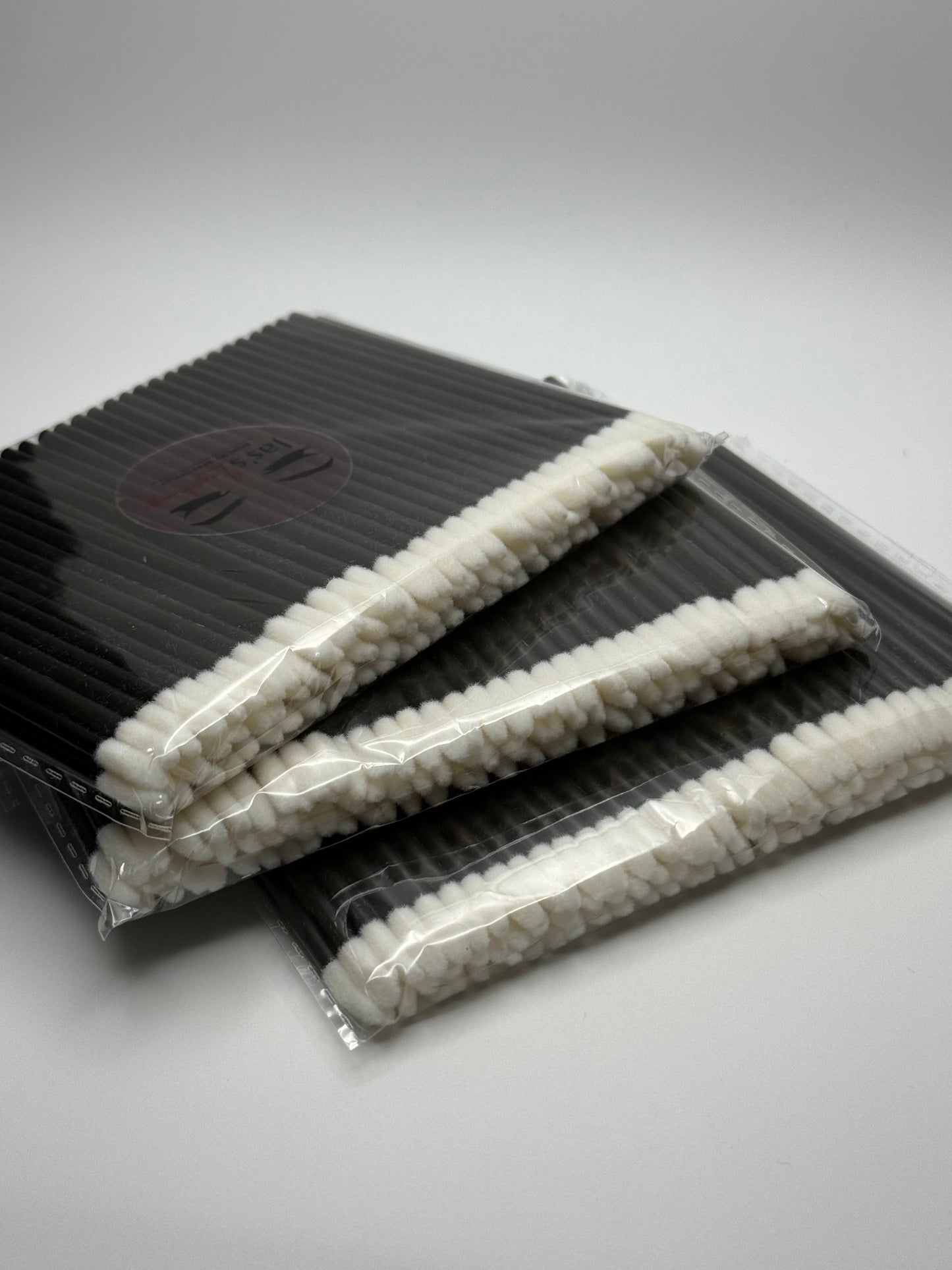 Lip applicators